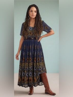 Just class VINTAGE Maxi Dress in Navy and Gold
